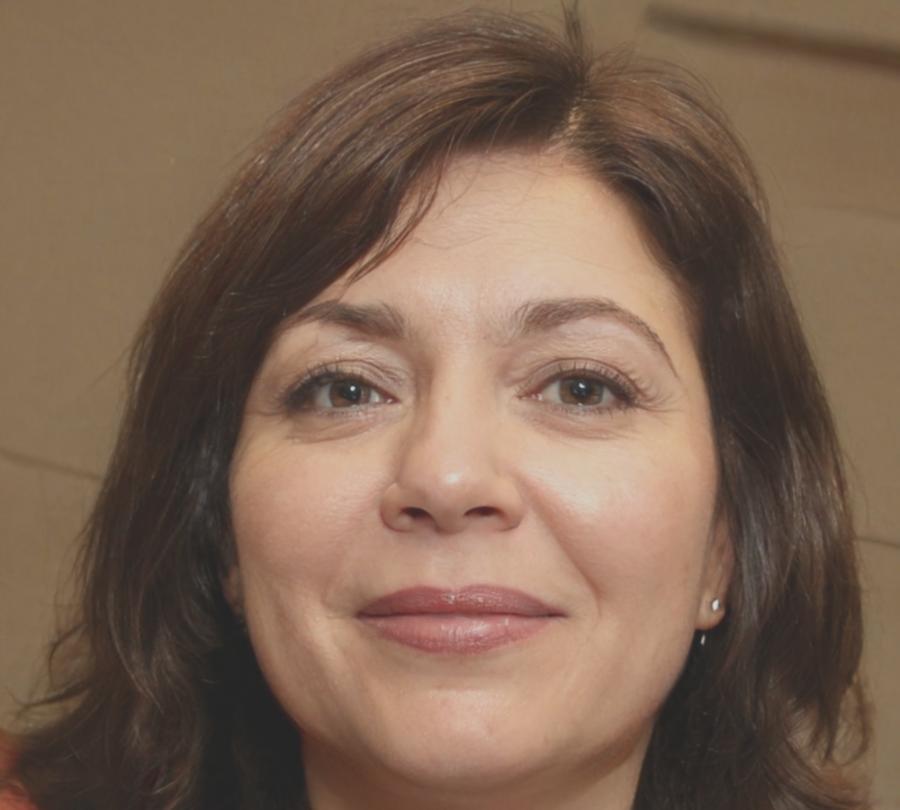 Lisa R.